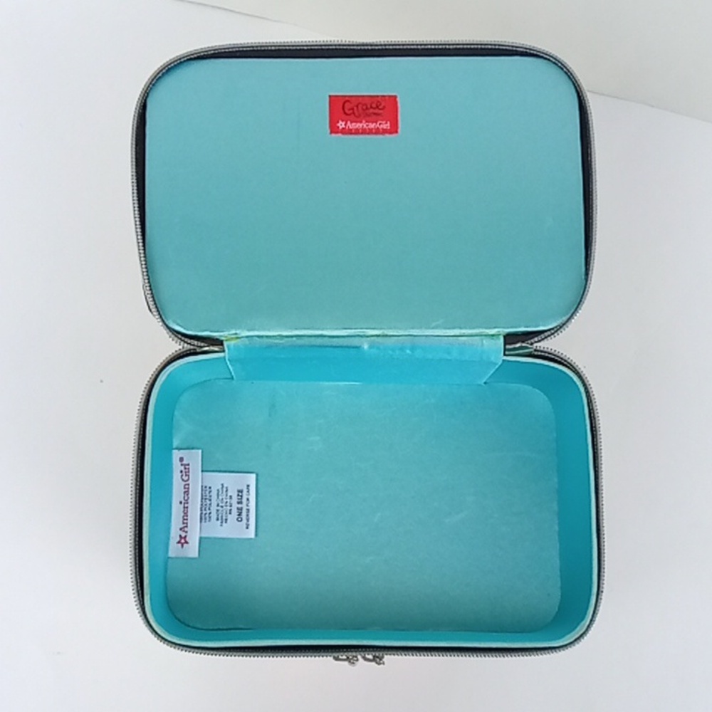 American Girl Doll Grace Travel Case - Picture 9 of 16